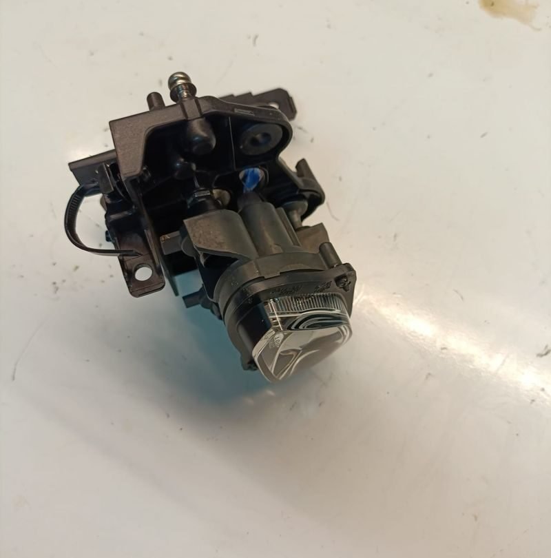 Faro Delantero Yamaha Tracer 9