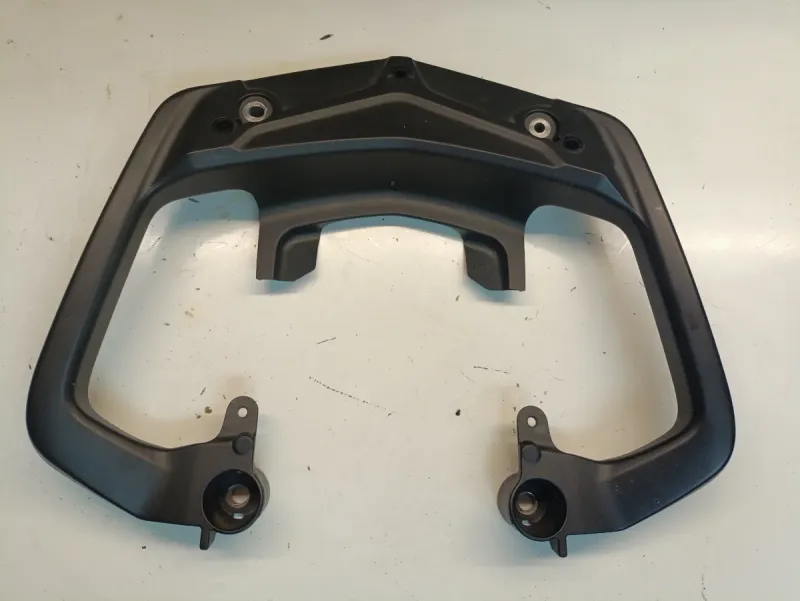Asidero Tracer 9 2021-2023