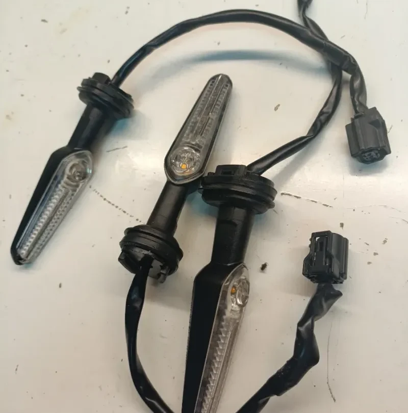 Intermitentes Tracer 9 (2021-2023)