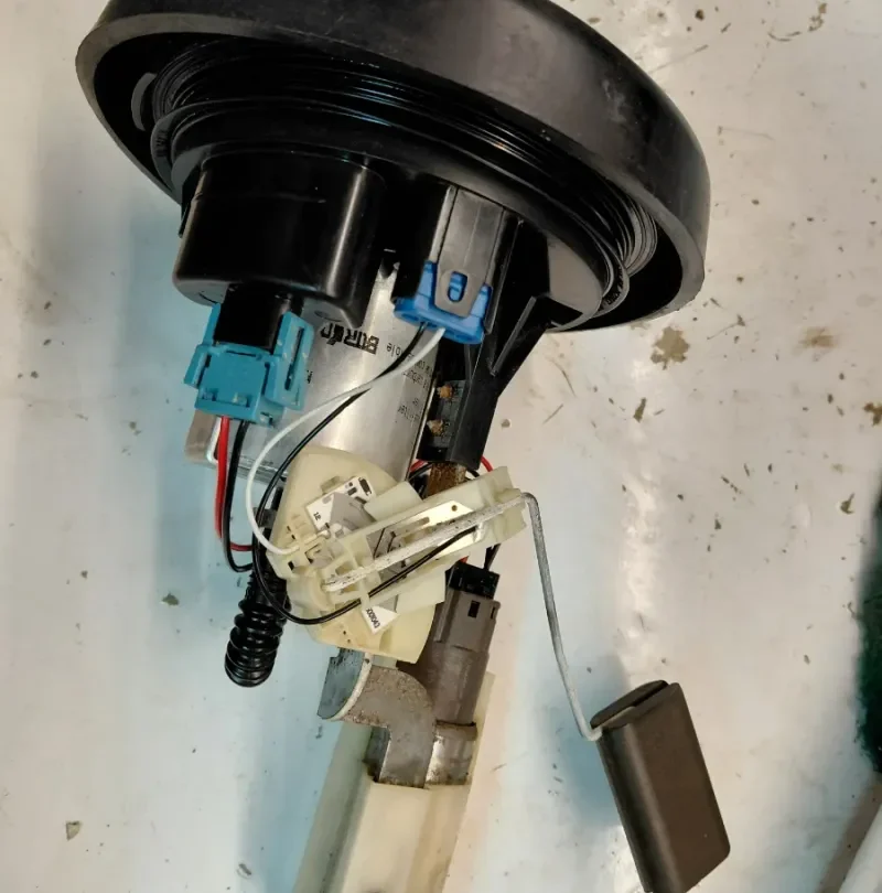 Bomba de gasolina BMWF800S