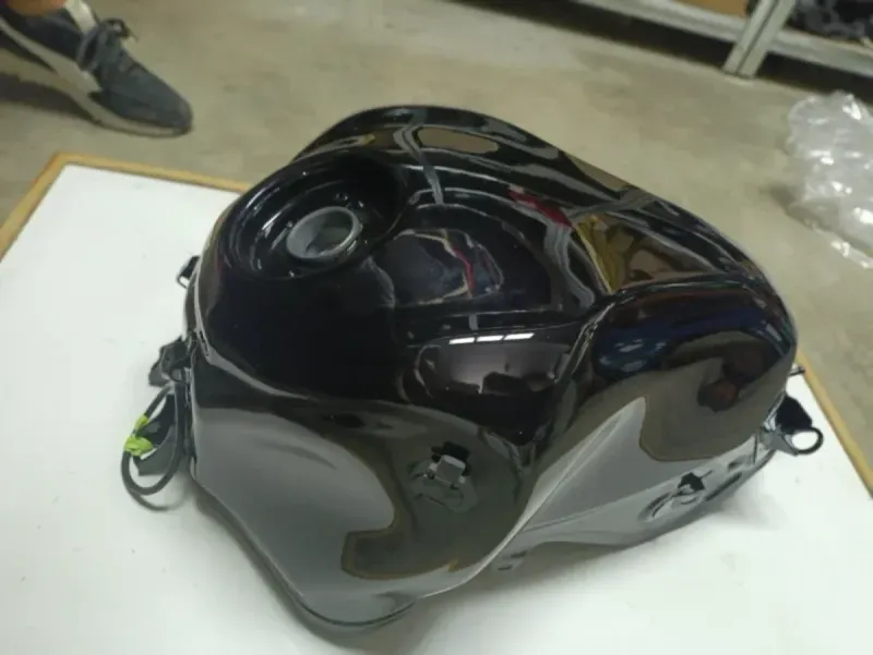 Depósito Kawasaki Z900