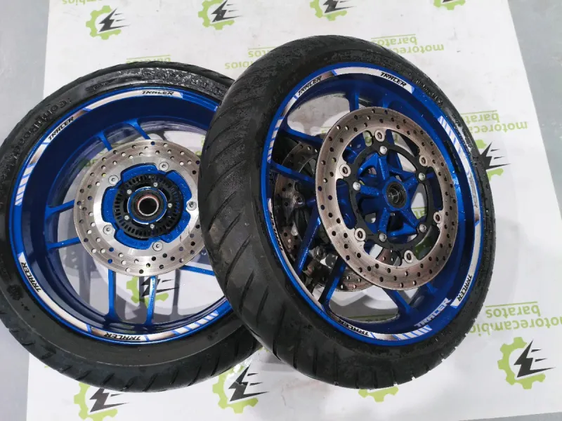 Juego Ruedas Tracer 9 / MT 09 (2020-2024)