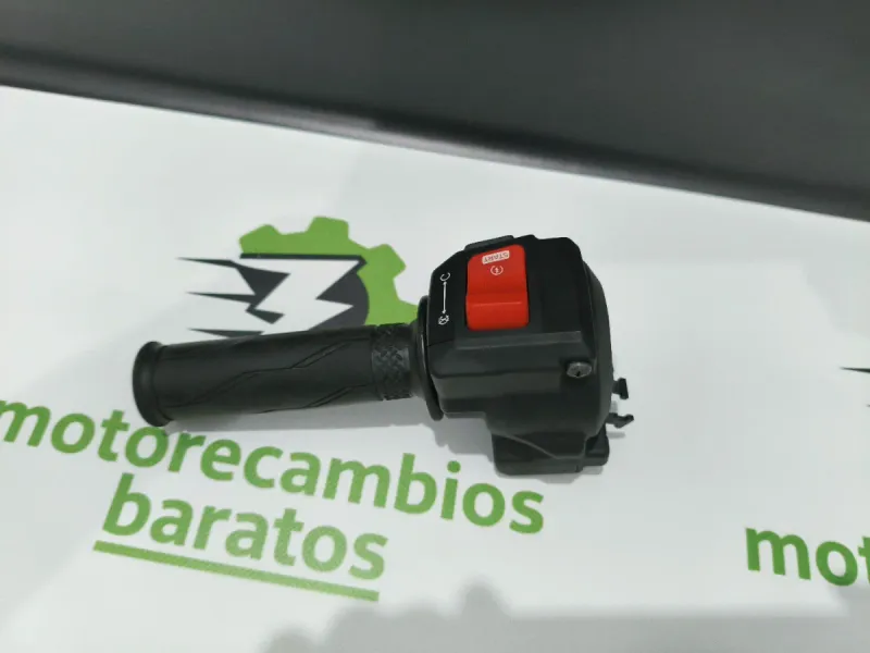 Piña Arranque y puño de gas Yamaha MT07 2025