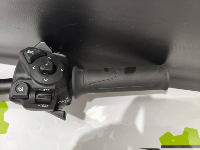 Puño calefactable Yamaha MT09
