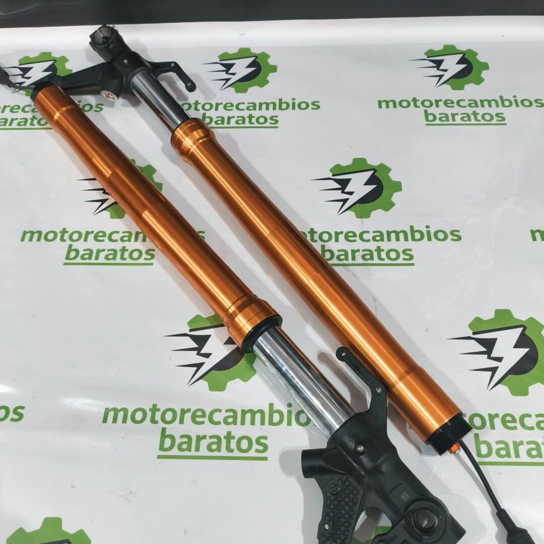 juego de horquillas Yamaha Tracer9
