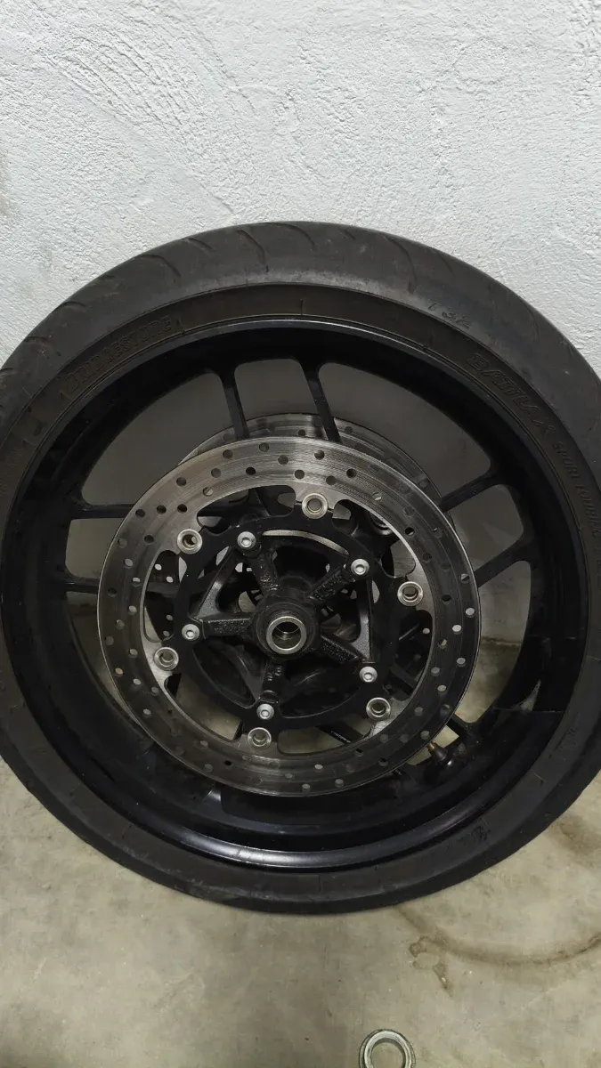 Llanta delantera MT09 Tracer 9 año 2021-2023