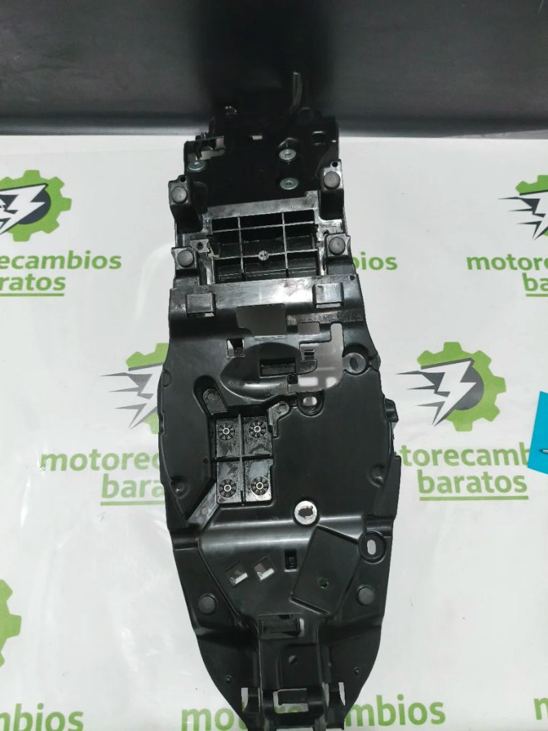 Caja Batería Yamaha MT09 2025-2026