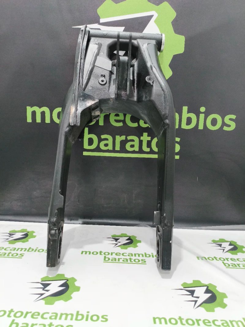 Basculante Yamaha Tracer 9 (2021-2024)